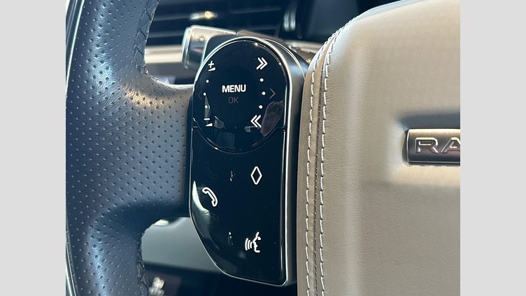 2020 認定中古車 Land Rover Range Rover Evoque フィレンツェレッド P250 R-DYNAMIC SE