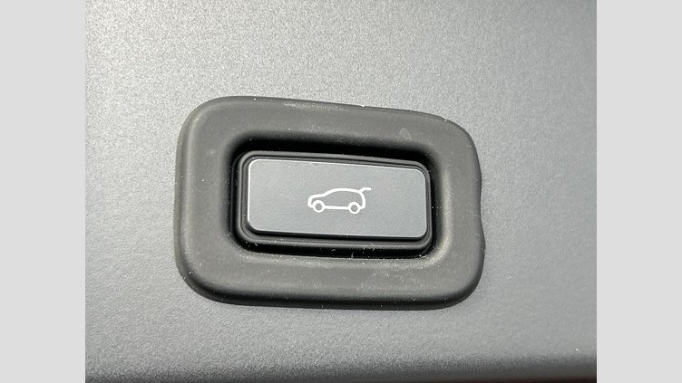 2020 認定中古車 Land Rover Range Rover Evoque フィレンツェレッド P250 R-DYNAMIC SE