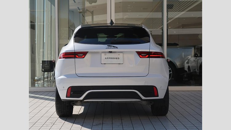 2024 認定中古車 Jaguar E-Pace オストゥーニパールホワイト D200マイルドハイブリッド（ディーゼル） R-DYNAMIC SE