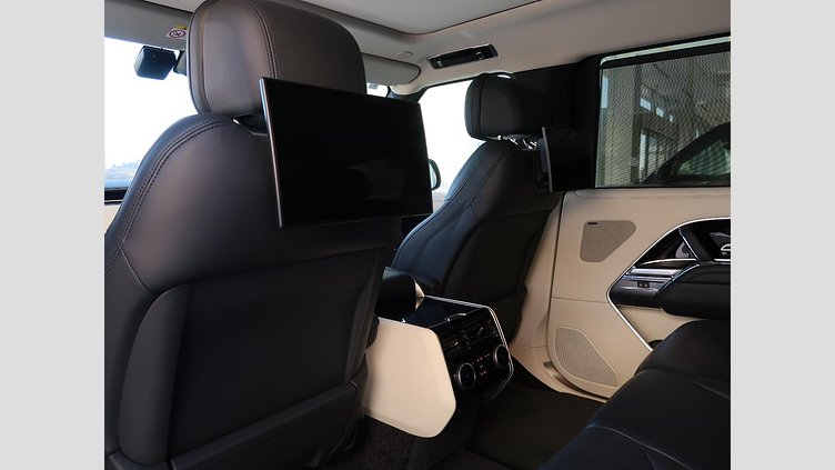 2023 認定中古車 Land Rover Range Rover オストゥーニパールホワイト P530 AWD（AT） ロングホイールベース HSE