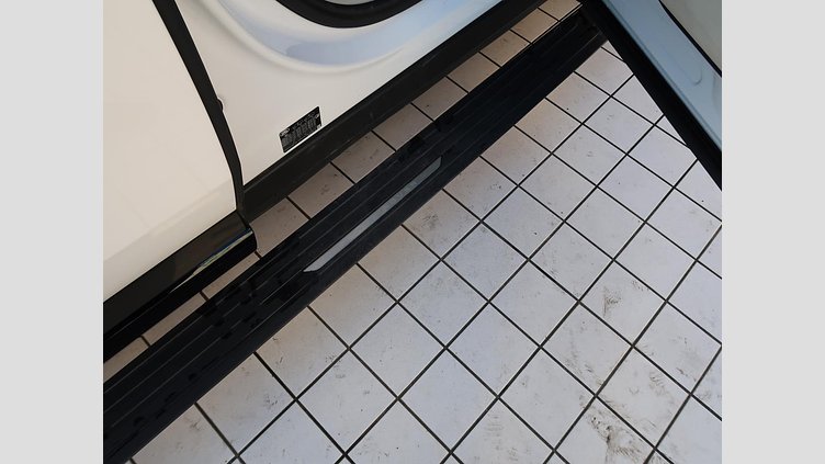 2023 認定中古車 Land Rover Range Rover オストゥーニパールホワイト P530 AWD（AT） ロングホイールベース HSE