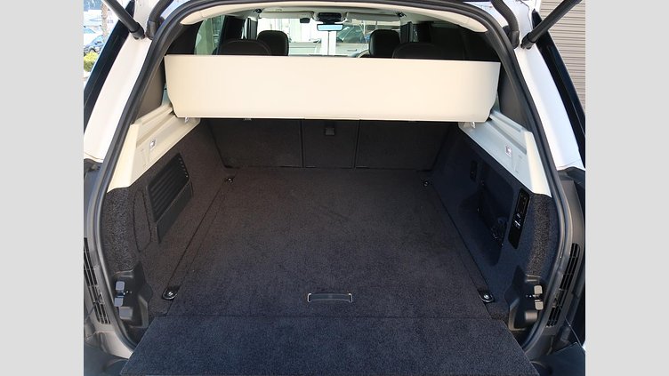 2023 認定中古車 Land Rover Range Rover オストゥーニパールホワイト P530 AWD（AT） ロングホイールベース HSE