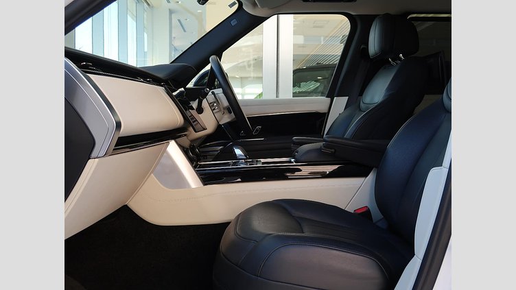 2023 認定中古車 Land Rover Range Rover オストゥーニパールホワイト P530 AWD（AT） ロングホイールベース HSE