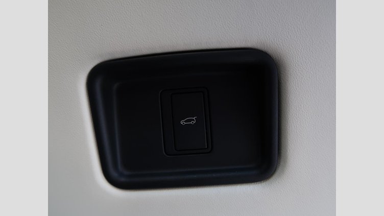 2023 認定中古車 Land Rover Range Rover オストゥーニパールホワイト P530 AWD（AT） ロングホイールベース HSE