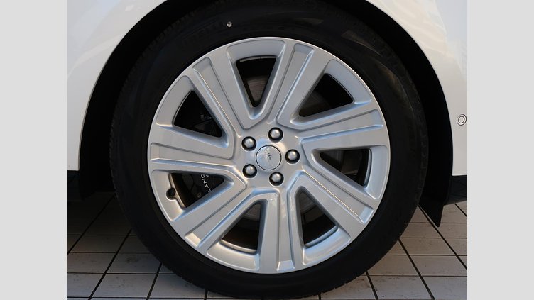 2023 認定中古車 Land Rover Range Rover オストゥーニパールホワイト P530 AWD（AT） ロングホイールベース HSE