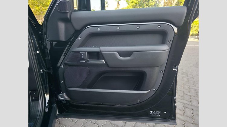 2025 Approved Land Rover Defender 110 Santorini Black D350 D350 HSE X-DYNAMIC