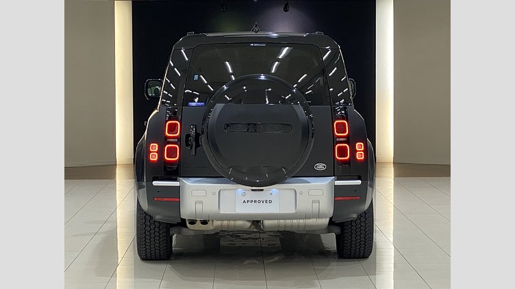 2023 認定中古車 Land Rover Defender 130 サントリーニブラック D300 AWD AUTOMATIC MHEV SE　EASTNOR Edition