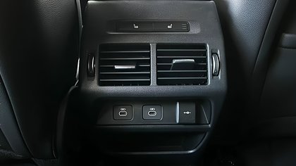 Discovery Sport 11