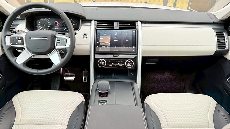 2024 認證中古車 Land Rover Discovery Fuji White 富士山白 D250 柴油輕油電混合 Dynamic SE