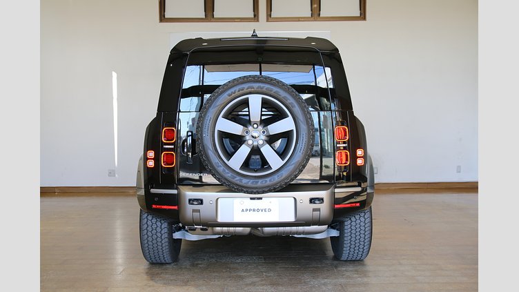 2025 認定中古車 Land Rover Defender 90 サントリーニブラック D350 ディーゼルマイルドハイブリッド X-Dynamic HSE