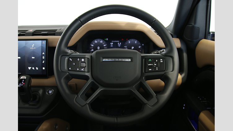 2025 認定中古車 Land Rover Defender 90 サントリーニブラック D350 ディーゼルマイルドハイブリッド X-Dynamic HSE