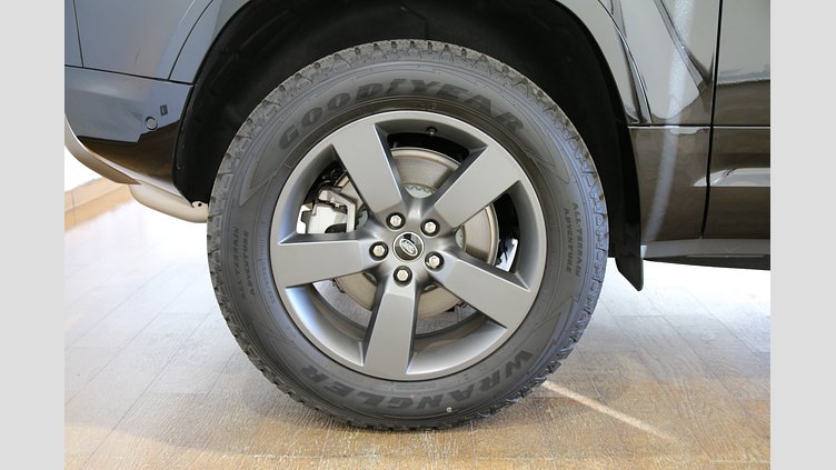 2025 認定中古車 Land Rover Defender 90 サントリーニブラック D350 ディーゼルマイルドハイブリッド X-Dynamic HSE