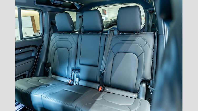 2025 New Land Rover Defender 110 Santorini Black 3.0 Diesel 200PS S