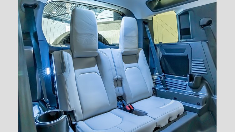 2025 New Land Rover Defender 110 Santorini Black 3.0 Diesel MHEV X-Dynamic SE