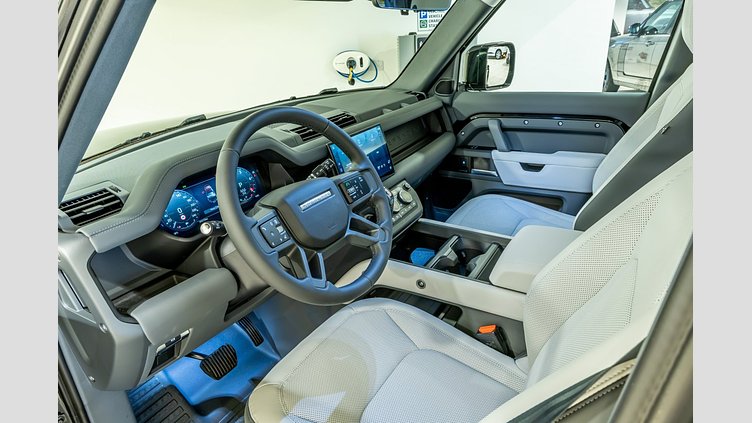 2025 New Land Rover Defender 110 Santorini Black 3.0 Diesel MHEV X-Dynamic SE