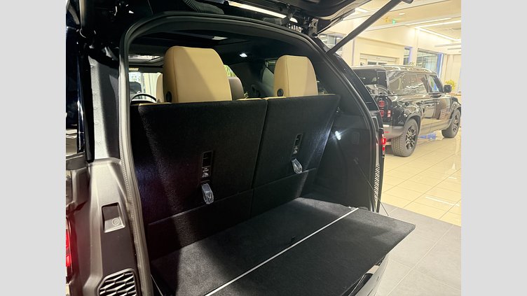 2024 認定中古車 Land Rover Discovery カルパチアングレイ D350マイルドハイブリッド（ディーゼル） Dynamic HSE