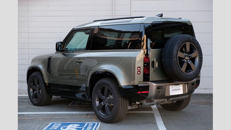 2025 認定中古車 Land Rover Defender 90 パンゲアグリーン D350 ディーゼルマイルドハイブリッド X-Dynamic HSE