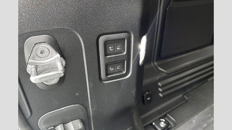 2024 Approved Land Rover Defender 110 Santorini Black Diesel Mild Hybrid D250 Hard Top X-Dynamic SE