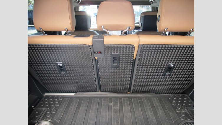 2024 認定中古車 Land Rover Defender 90 カルパチアングレイ D350 ディーゼルマイルドハイブリッド X-Dynamic HSE