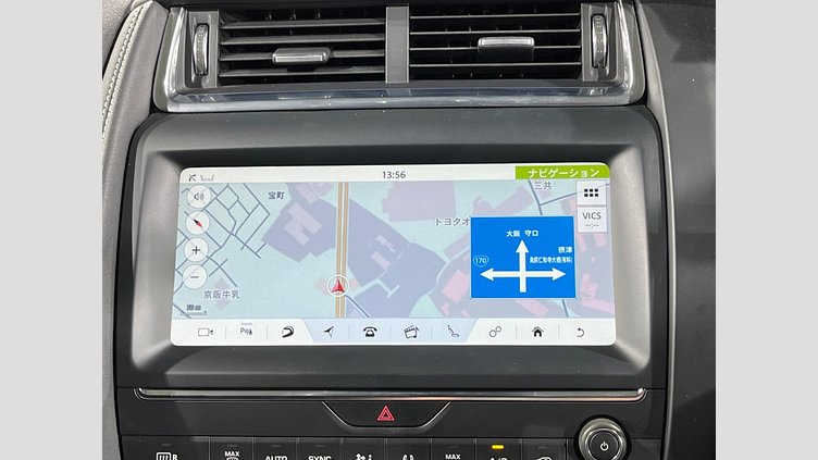 2018 認定中古車 Jaguar E-Pace サントリーニブラック D180 オートマチック全輪駆動 R-DYNAMIC S