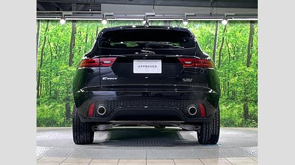 E-Pace 7