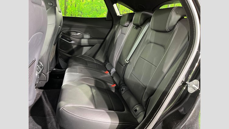 2018 認定中古車 Jaguar E-Pace サントリーニブラック D180 オートマチック全輪駆動 R-DYNAMIC S