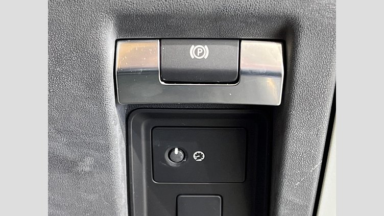 2023 認定中古車 Land Rover Defender 110 フジホワイト D300 AWD（AT） X-DYNAMIC HSE