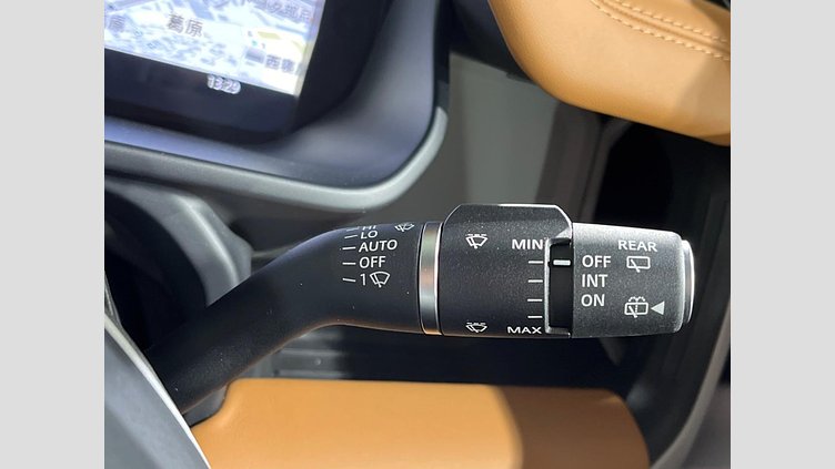 2023 認定中古車 Land Rover Defender 110 フジホワイト D300 AWD（AT） X-DYNAMIC HSE