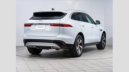 F-Pace 11