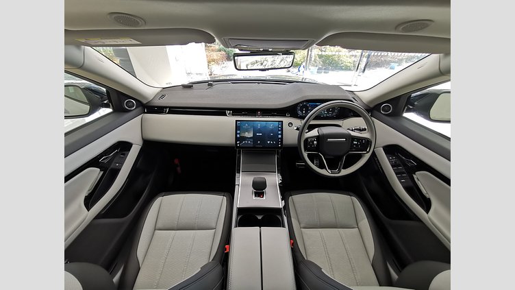 2024 認定中古車 Land Rover Range Rover Evoque アロイオスグレイ P300eプラグインハイブリッド（ガソリン） スタンダードホイールベース DYNAMIC HSE