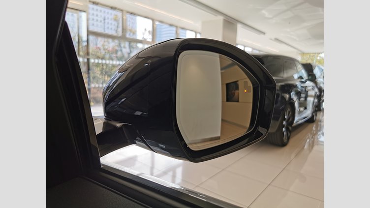 2024 認定中古車 Land Rover Range Rover Evoque アロイオスグレイ P300eプラグインハイブリッド（ガソリン） スタンダードホイールベース DYNAMIC HSE