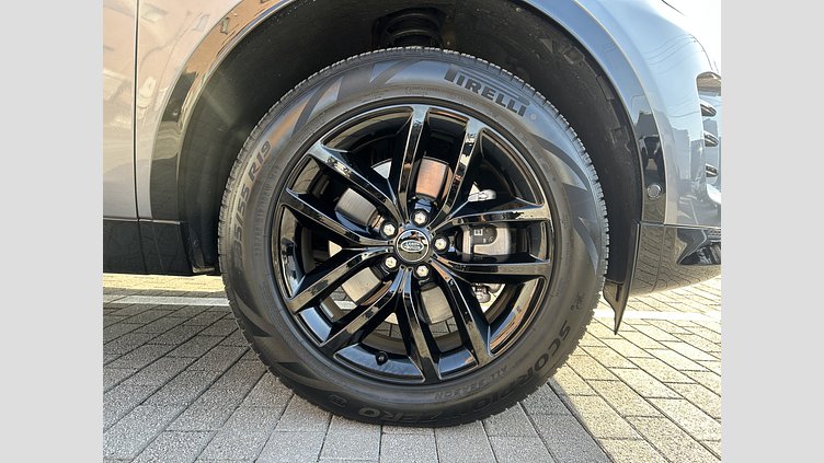 2024 認定中古車 Land Rover Discovery Sport アイガーグレイ D200マイルドハイブリッド（ディーゼル） 標準ホイール DYNAMIC SE