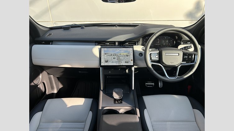 2024 認定中古車 Land Rover Discovery Sport アイガーグレイ D200マイルドハイブリッド（ディーゼル） 標準ホイール DYNAMIC SE