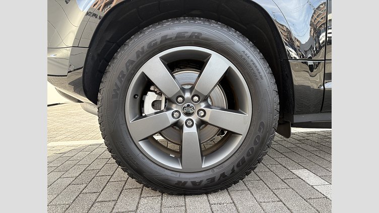 2025 認定中古車 Land Rover Defender 90 サントリーニブラック(メタリック) D350 X-Dynamic HSE D350