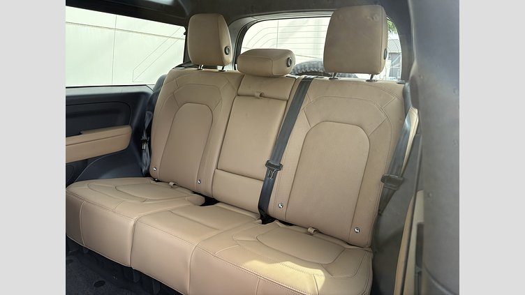 2025 認定中古車 Land Rover Defender 90 サントリーニブラック(メタリック) D350 X-Dynamic HSE D350