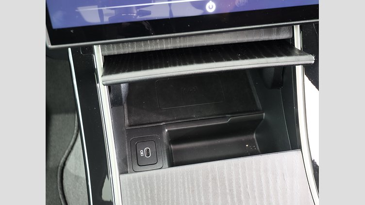 2023 認定中古車 Land Rover Range Rover Velar ヴァレジネブルー P400eプラグインハイブリッド（ガソリン） Standard Wheelbase Dynamic HSE