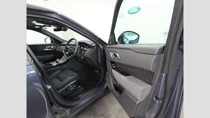 Range Rover Velar 17