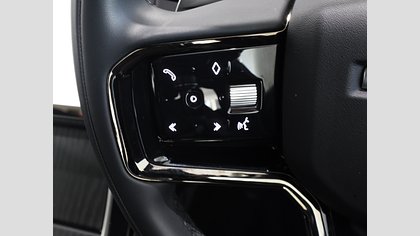 Range Rover Velar 25