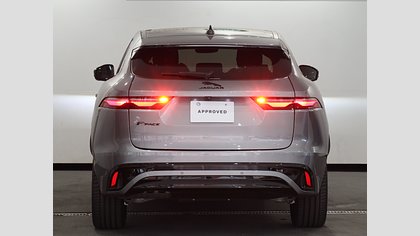 F-Pace 9