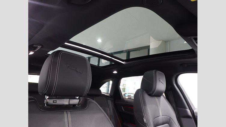 2022 認定中古車 Jaguar F-Pace アイガーグレイ D204 AWD（オートマチック）MHEV R-DYNAMIC SE