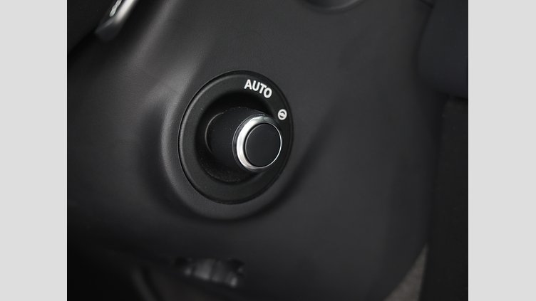 2022 認定中古車 Jaguar F-Pace アイガーグレイ D204 AWD（オートマチック）MHEV R-DYNAMIC SE