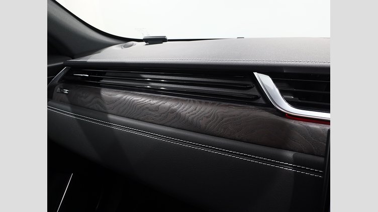 2022 認定中古車 Jaguar F-Pace アイガーグレイ D204 AWD（オートマチック）MHEV R-DYNAMIC SE