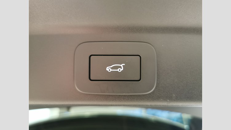 2023 認定中古車 Jaguar F-Pace オストゥーニパールホワイト D204 AWD（オートマチック）MHEV R-DYNAMIC SE