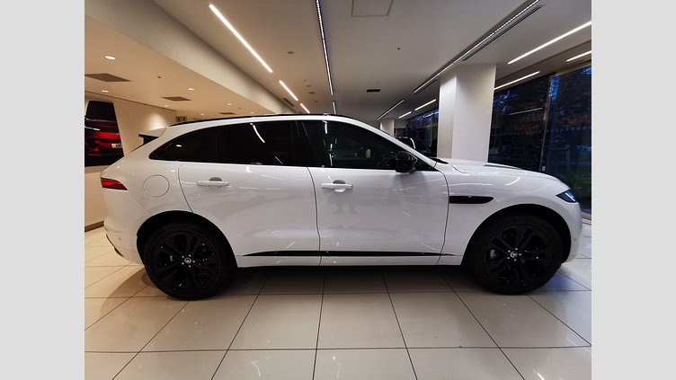 2023 認定中古車 Jaguar F-Pace オストゥーニパールホワイト D204 AWD（オートマチック）MHEV R-DYNAMIC SE