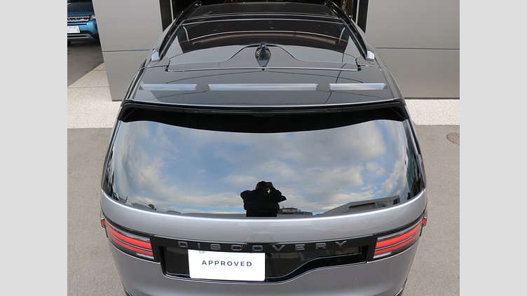 2025 認定中古車 Land Rover Discovery アイガーグレイ D350マイルドハイブリッド（ディーゼル） Dynamic SE