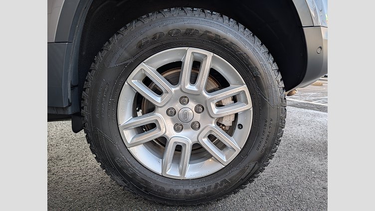 2023 認定中古車 Land Rover Defender 110 アイガーグレイ D300 AWD（AT） S