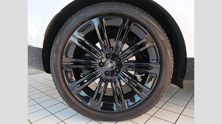 2023 認定中古車 Land Rover Range Rover オストゥーニパールホワイト D300 AWD MHEV（AT） スタンダードホイールベース AUTOBIOGRAPHY