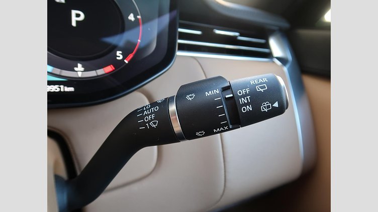 2023 認定中古車 Land Rover Range Rover オストゥーニパールホワイト D300 AWD MHEV（AT） スタンダードホイールベース AUTOBIOGRAPHY