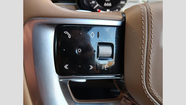 2023 認定中古車 Land Rover Range Rover オストゥーニパールホワイト D300 AWD MHEV（AT） スタンダードホイールベース AUTOBIOGRAPHY