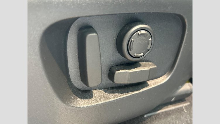 2022 認定中古車 Land Rover Discovery Sport フジホワイト P250 AWD（オートマチック） 標準ホイールベース R-DYNAMIC S